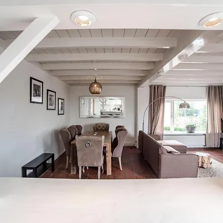 North Spacious 2 Bedroom * Zandvoort