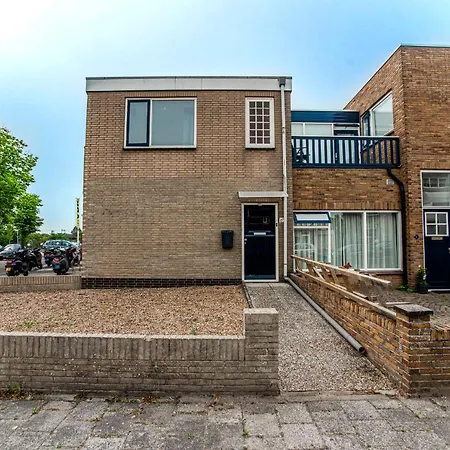 North Spacious 2 Bedroom Apartment