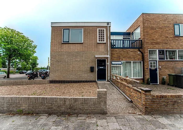 North Spacious 2 Bedroom Appartement