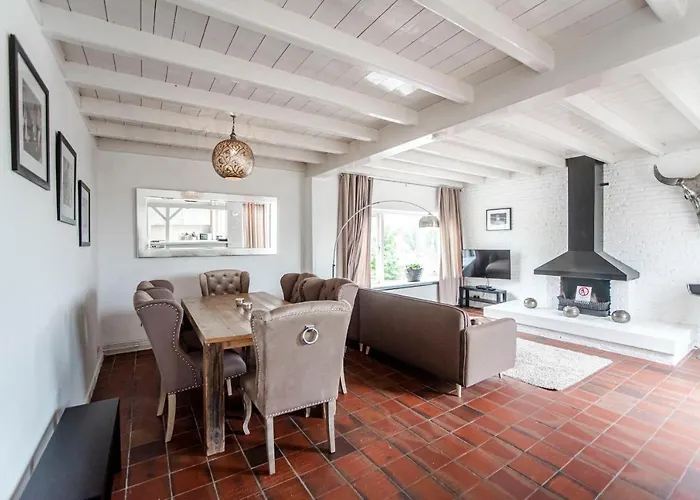 North Spacious 2 Bedroom Appartement Zandvoort